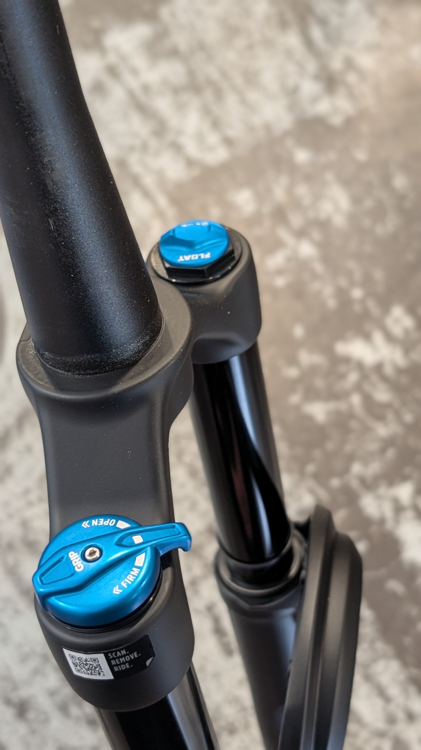 Fox 34 Performance GRIP2 140mm Fork