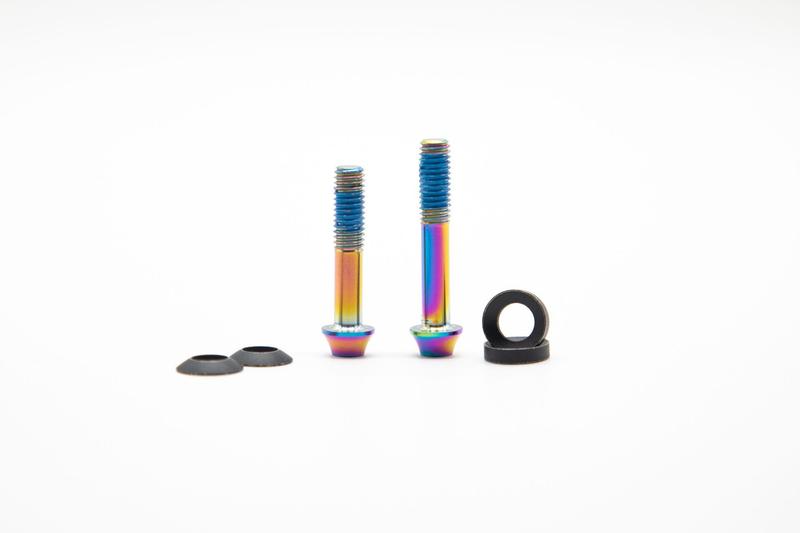 Oak Components Titanium Bolt Kit, M6 x 30mm, M6 x 35mm Length, 2 pieces, Oil Slick (For 20/23mm Brake Adapter)