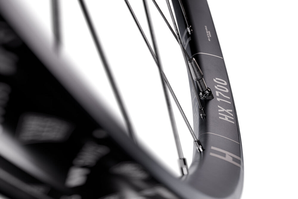 HX 1700 ASYM SPLINE WHEEL