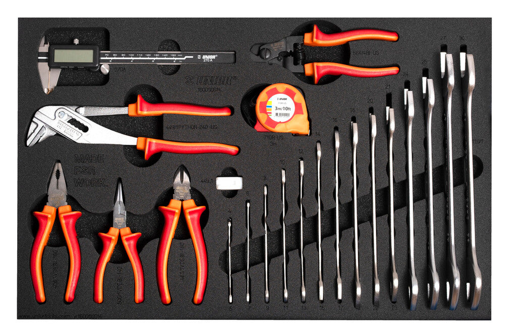 Set of tools in tray 1600SOS22