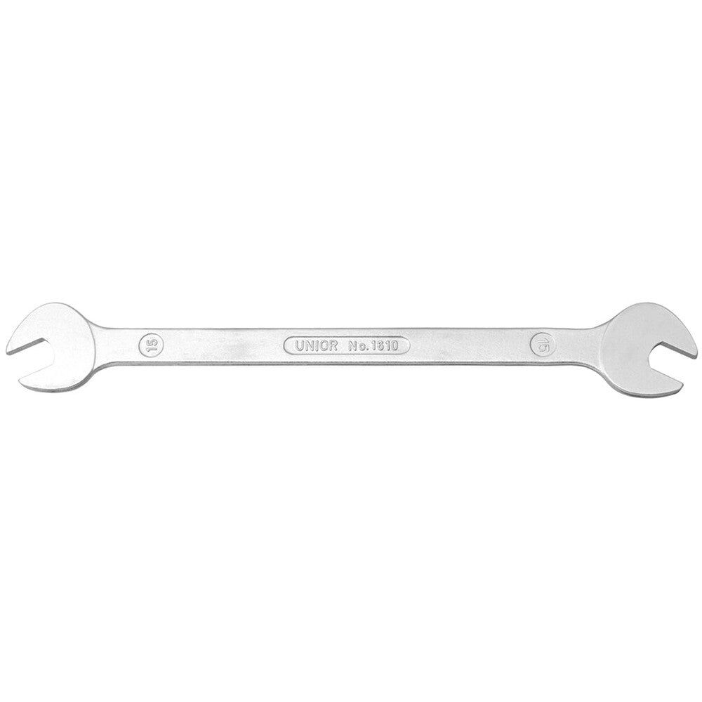 Double ended pedal wrench