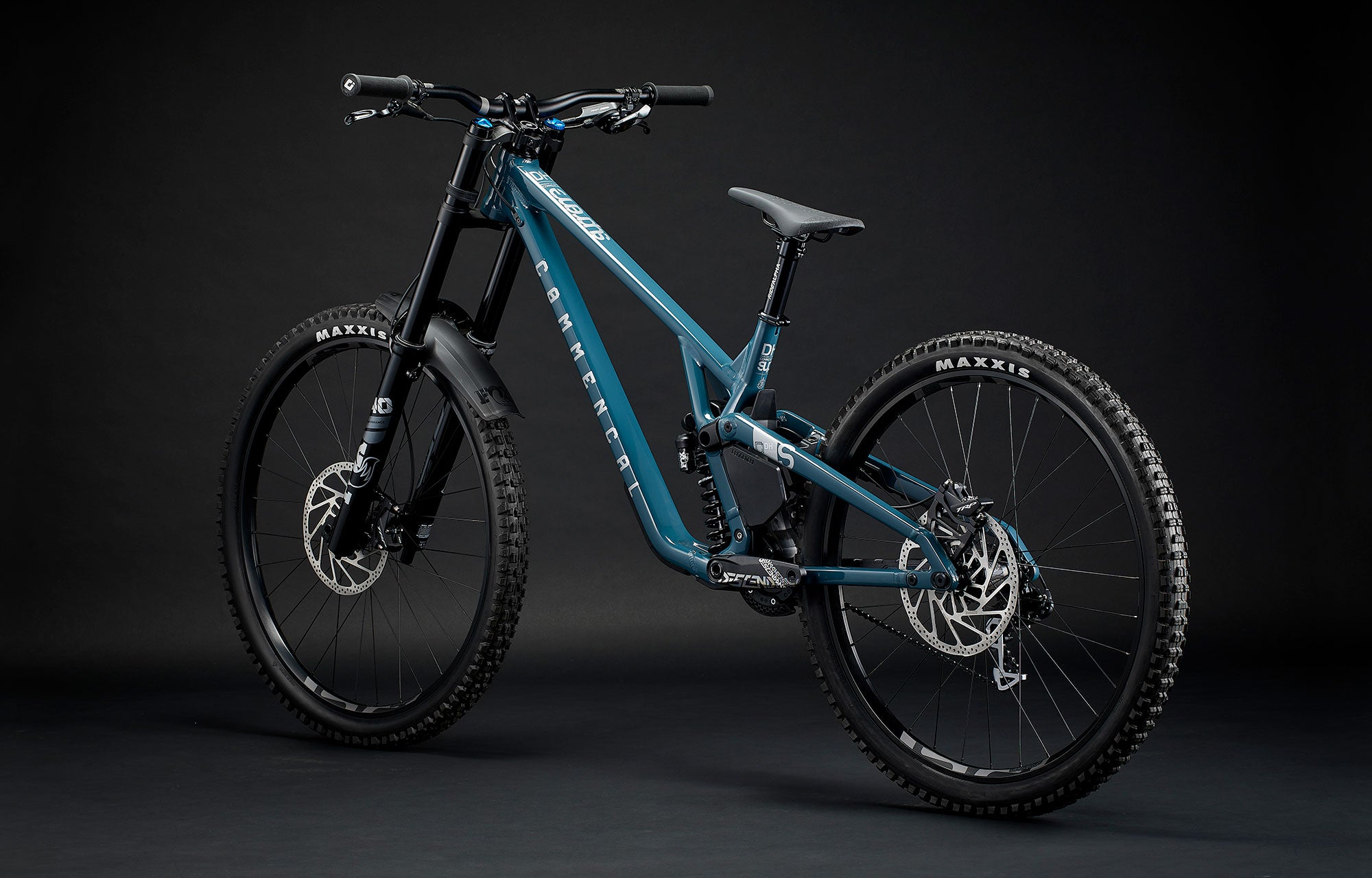 COMMENCAL SUPREME DH | World Cup Proven. Race Ready – Essential Cycles