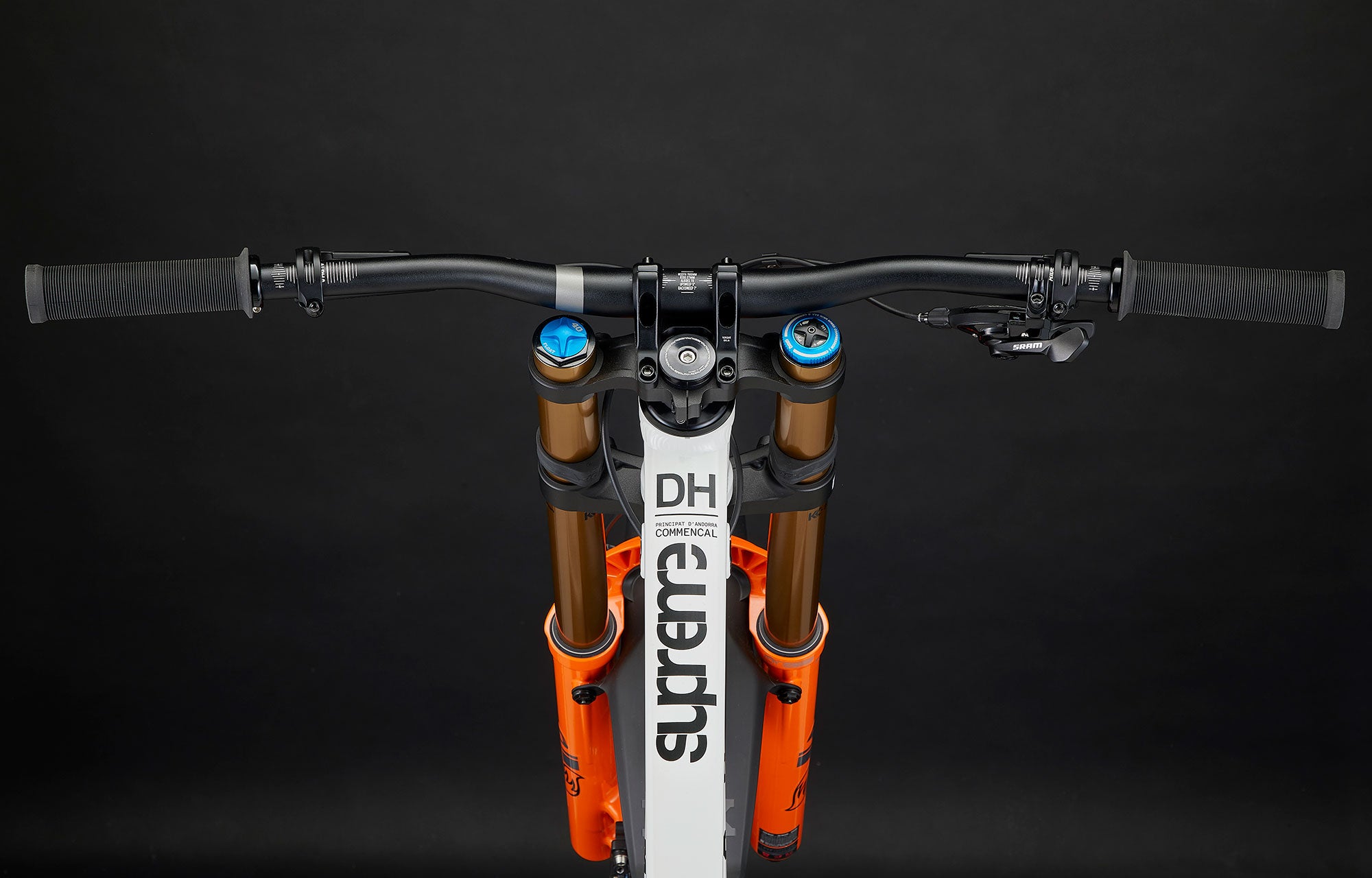 COMMENCAL SUPREME DH | World Cup Proven. Race Ready – Essential Cycles