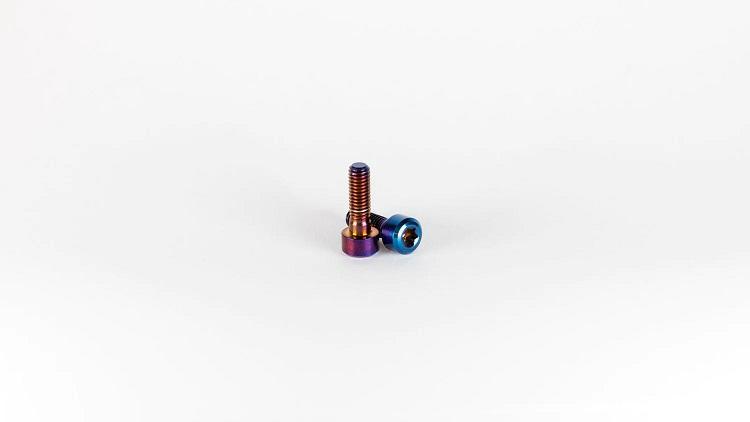Oak Components Titanium Bolt Kit, M5 x 16mm Length, 6 pieces, Oil Slick (For Eternal Stem)