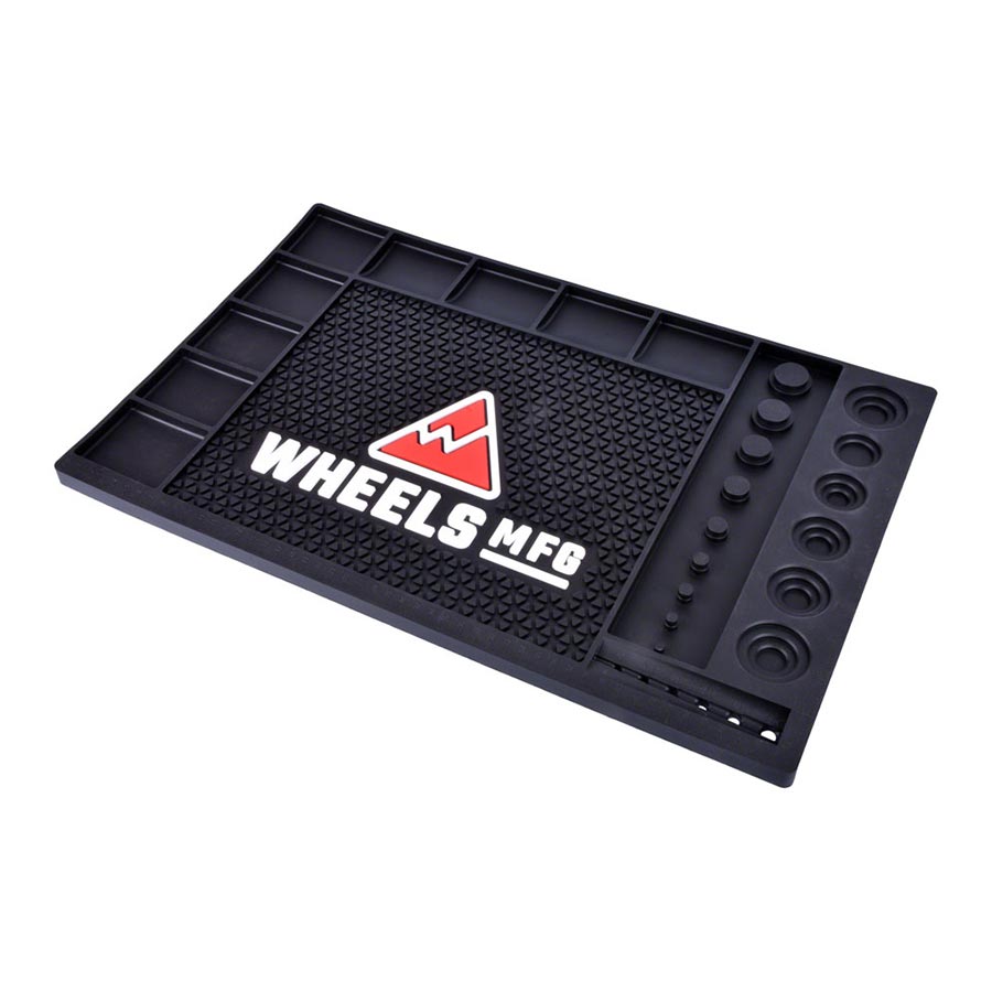 Workbench Ribbed Mat Workbench Mat – Essential Cycles