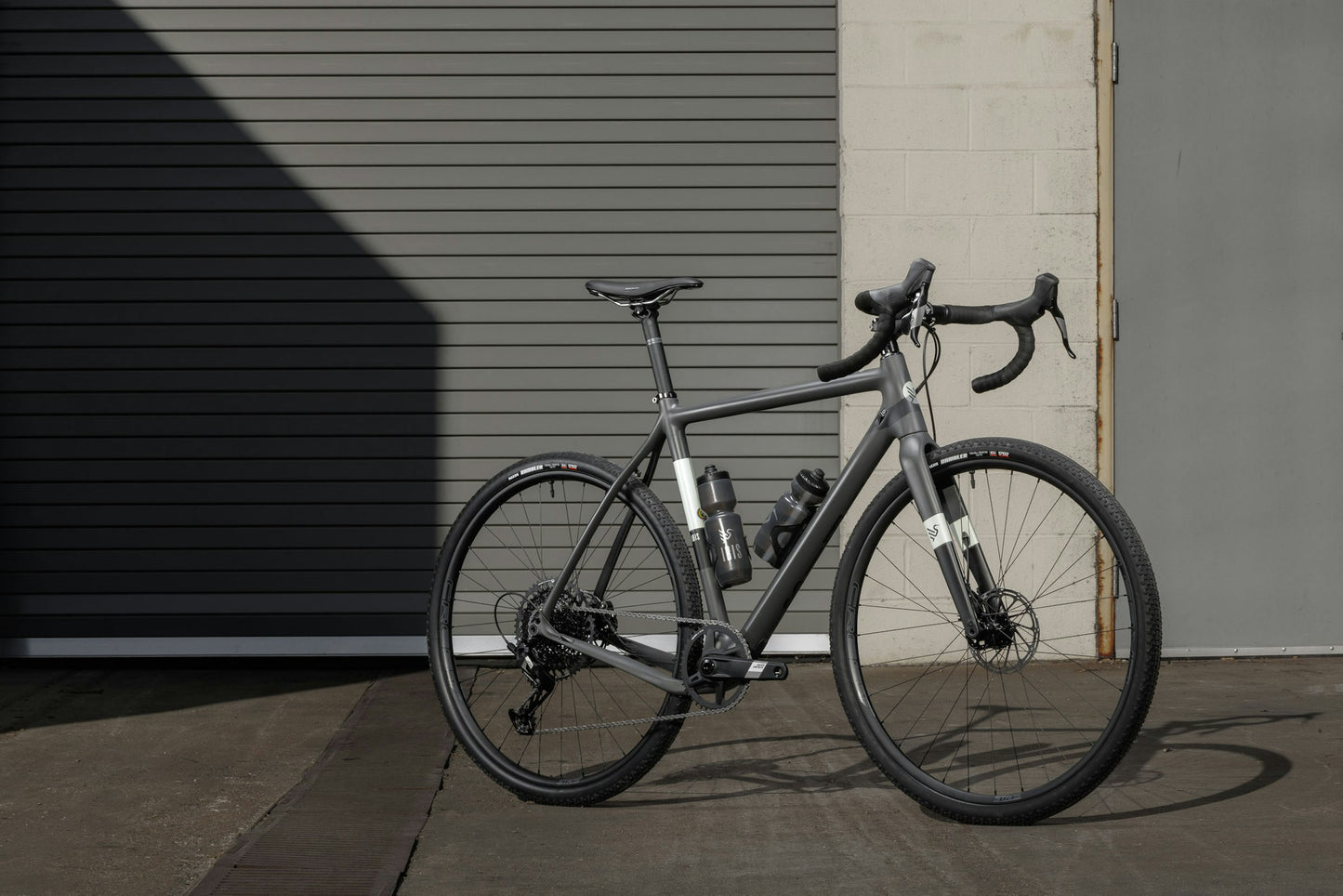 Ibis Hakka MX | Versatile Carbon Gravel Bike