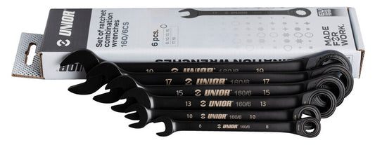 Set of ratchet combination wrenches in carton box