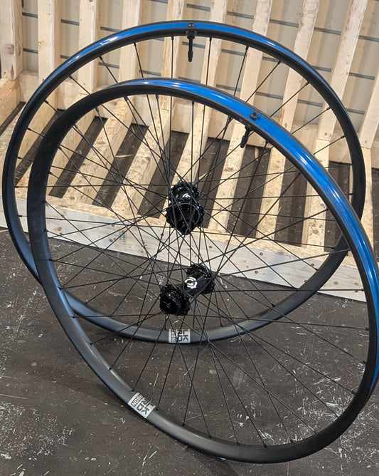 Ibis S28 Carbon Wheelset | Industry 9 Hydra 2 | 29" | One Only